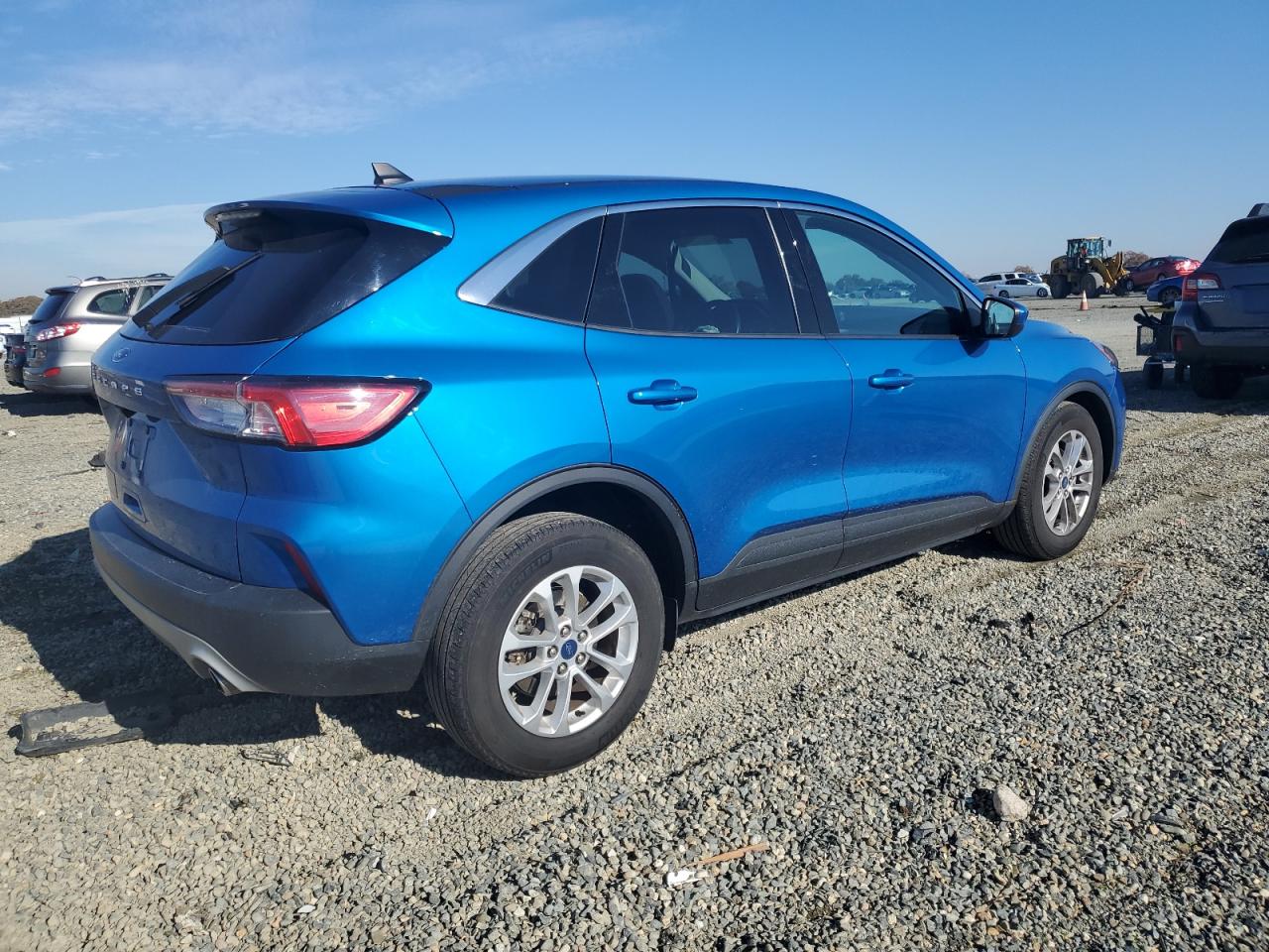 Image 3 of 2021 FORD ESCAPE SE 2021 with VIN 1FMCU0G6XMUA46876