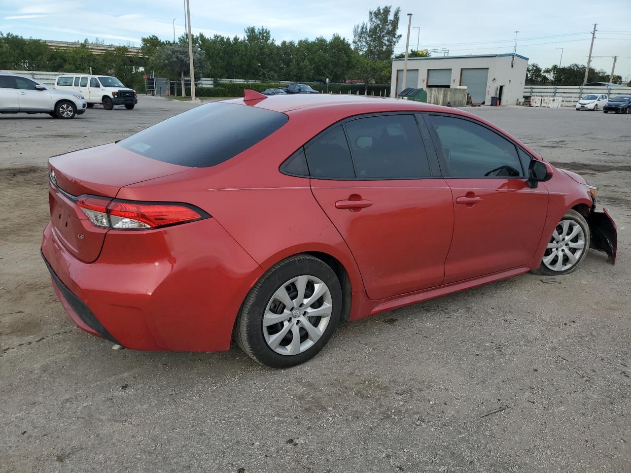 Obraz 3 z 2020 TOYOTA COROLLA LE 2020 z VIN 5YFEPRAEXLP066078