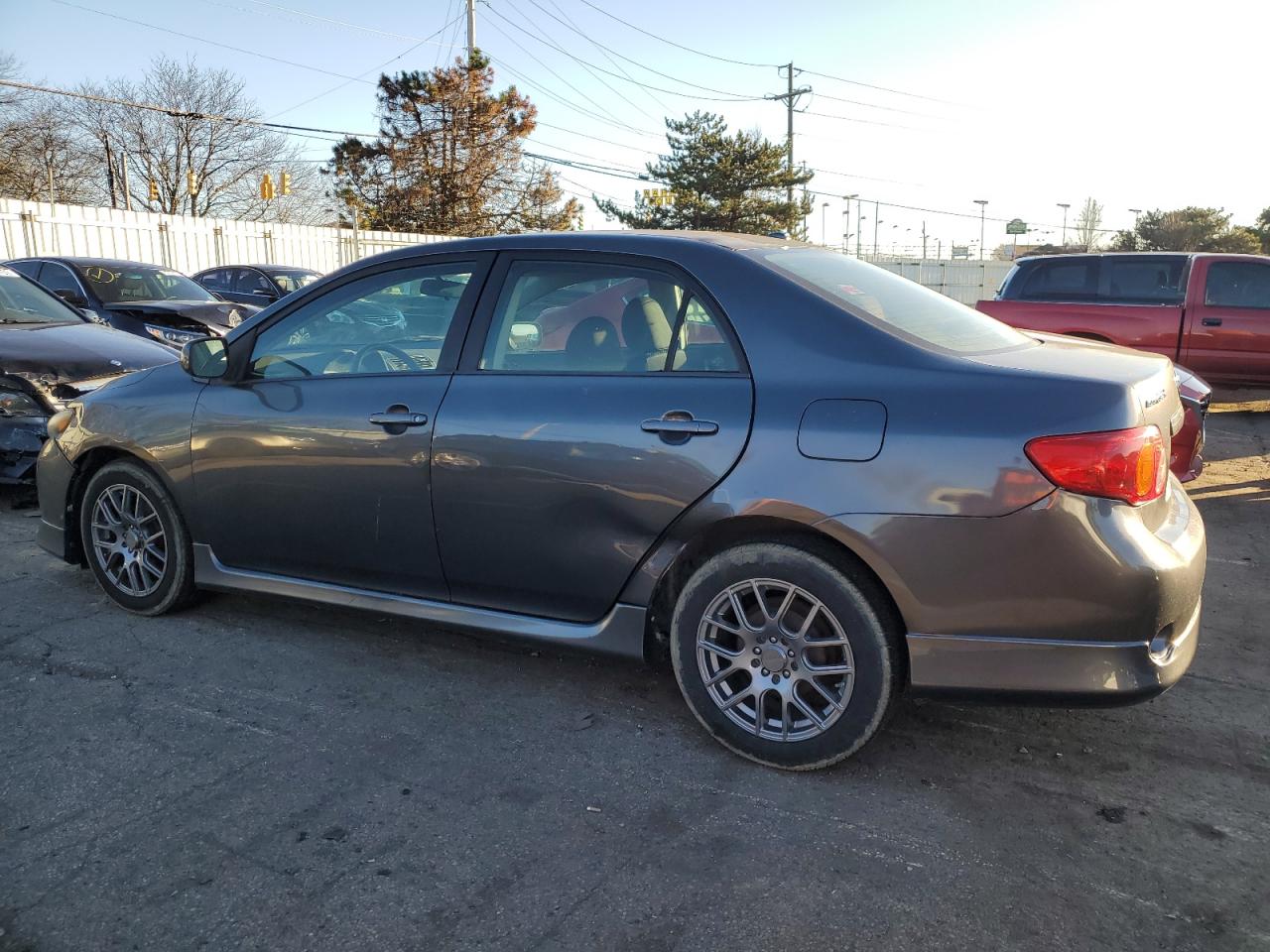 Image 2 of 2009 TOYOTA COROLLA BASE 2009 with VIN 1NXBU40E99Z044371