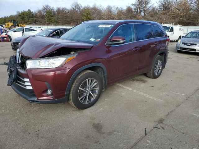 Image 1 of 2018 TOYOTA HIGHLANDER SE 2018 with VIN 5TDJZRFH8JS495493