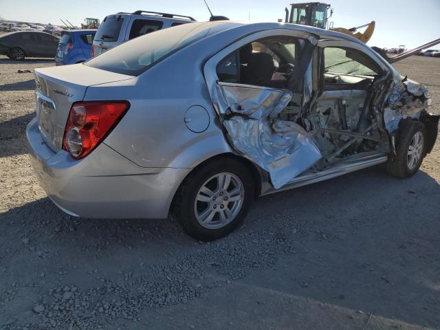 Obraz 3 z 2016 CHEVROLET SONIC LT 2016 z VIN 1G1JC5SH8G4145360