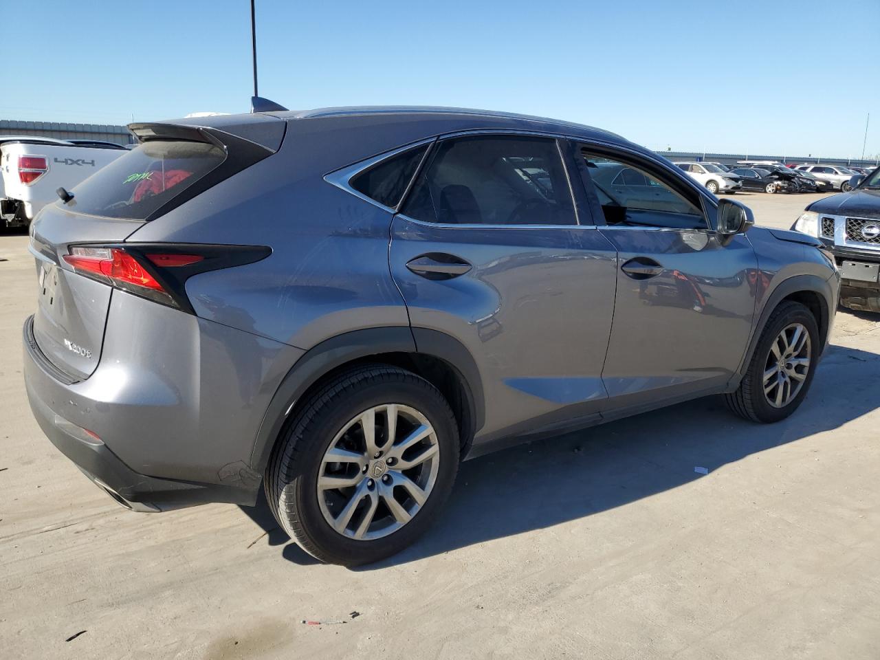 Изображение 3 2016 LEXUS NX 200T BASE 2016 с VIN JTJYARBZ1G2050062