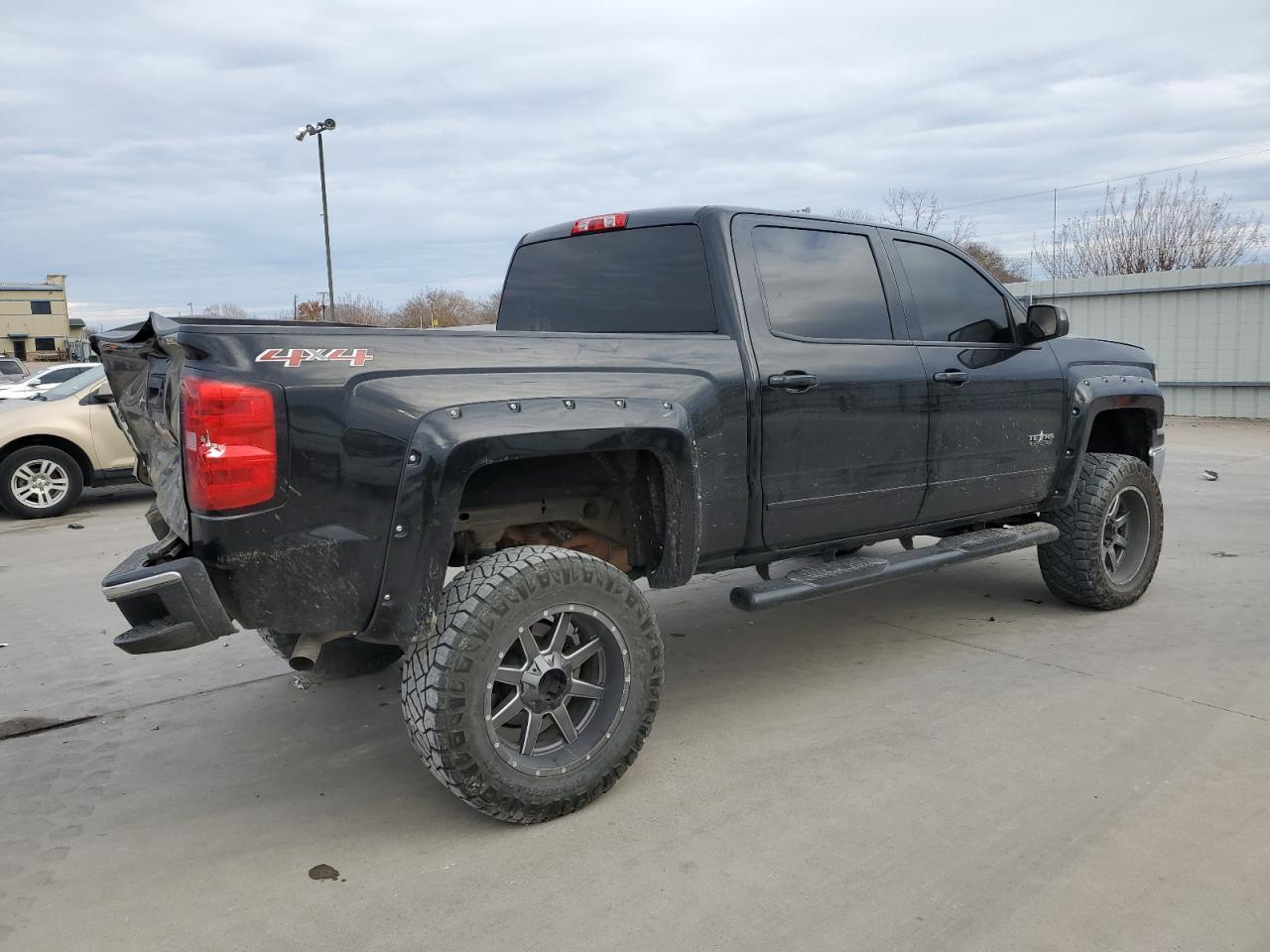 Изображение 3 2015 CHEVROLET SILVERADO K1500 LT 2015 с VIN 3GCUKREC2FG385830