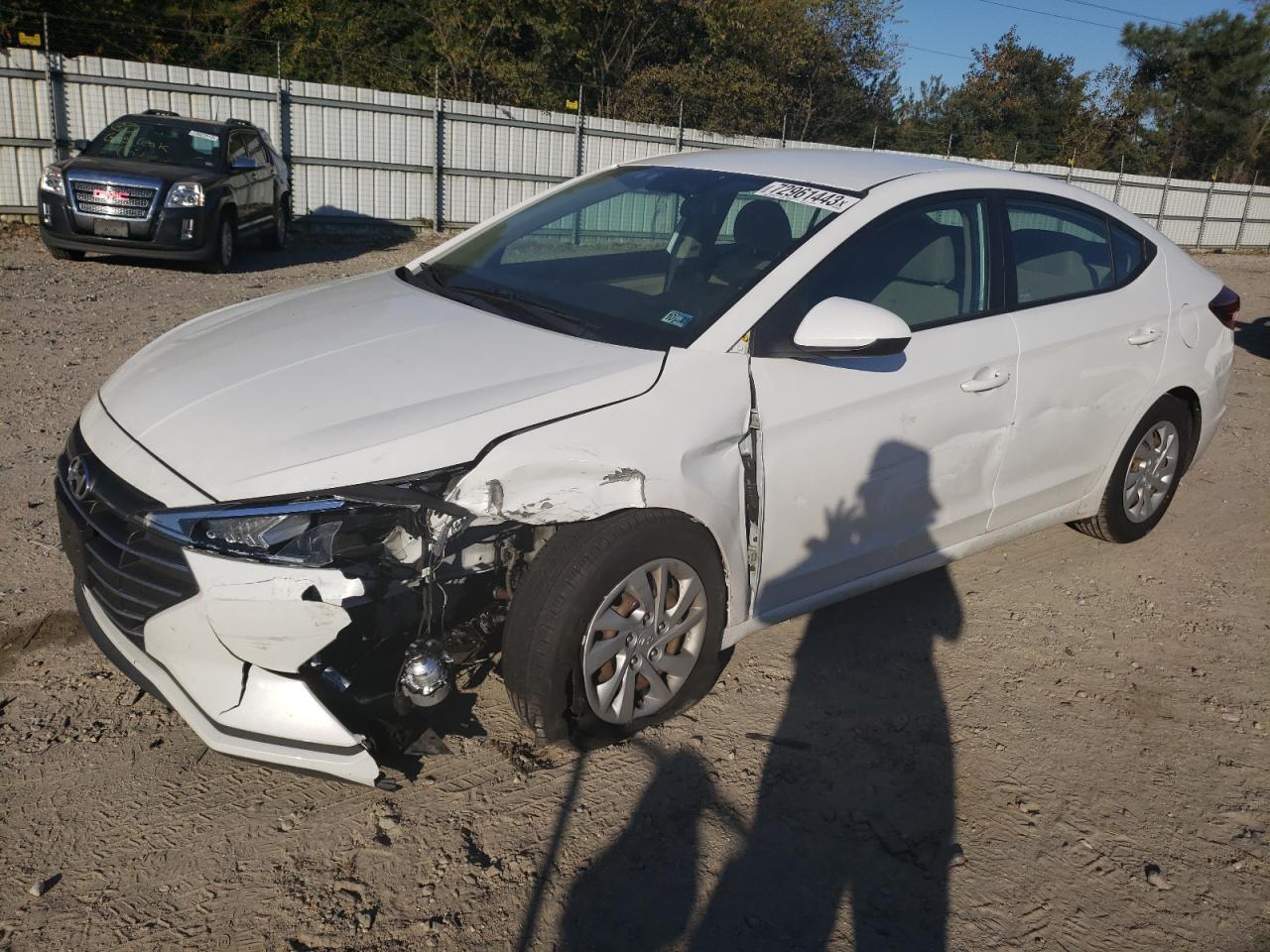 Изображение 1 2019 HYUNDAI ELANTRA SE 2019 с VIN 5NPD74LF6KH432747