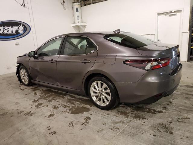 Obraz 2 z 2023 TOYOTA CAMRY LE 2023 z VIN 4T1C11AK5PU128684