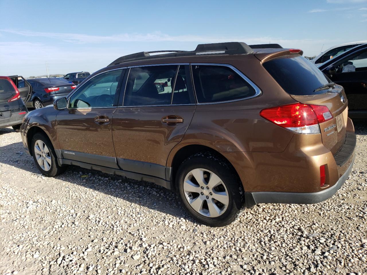 Image 2 of 2011 SUBARU OUTBACK 2.5I PREMIUM 2011 with VIN 4S4BRCGC5B3388291
