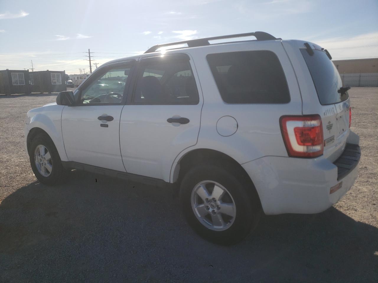 Image 2 of 2010 FORD ESCAPE XLT 2010 with VIN 1FMCU0DG6AKA01339