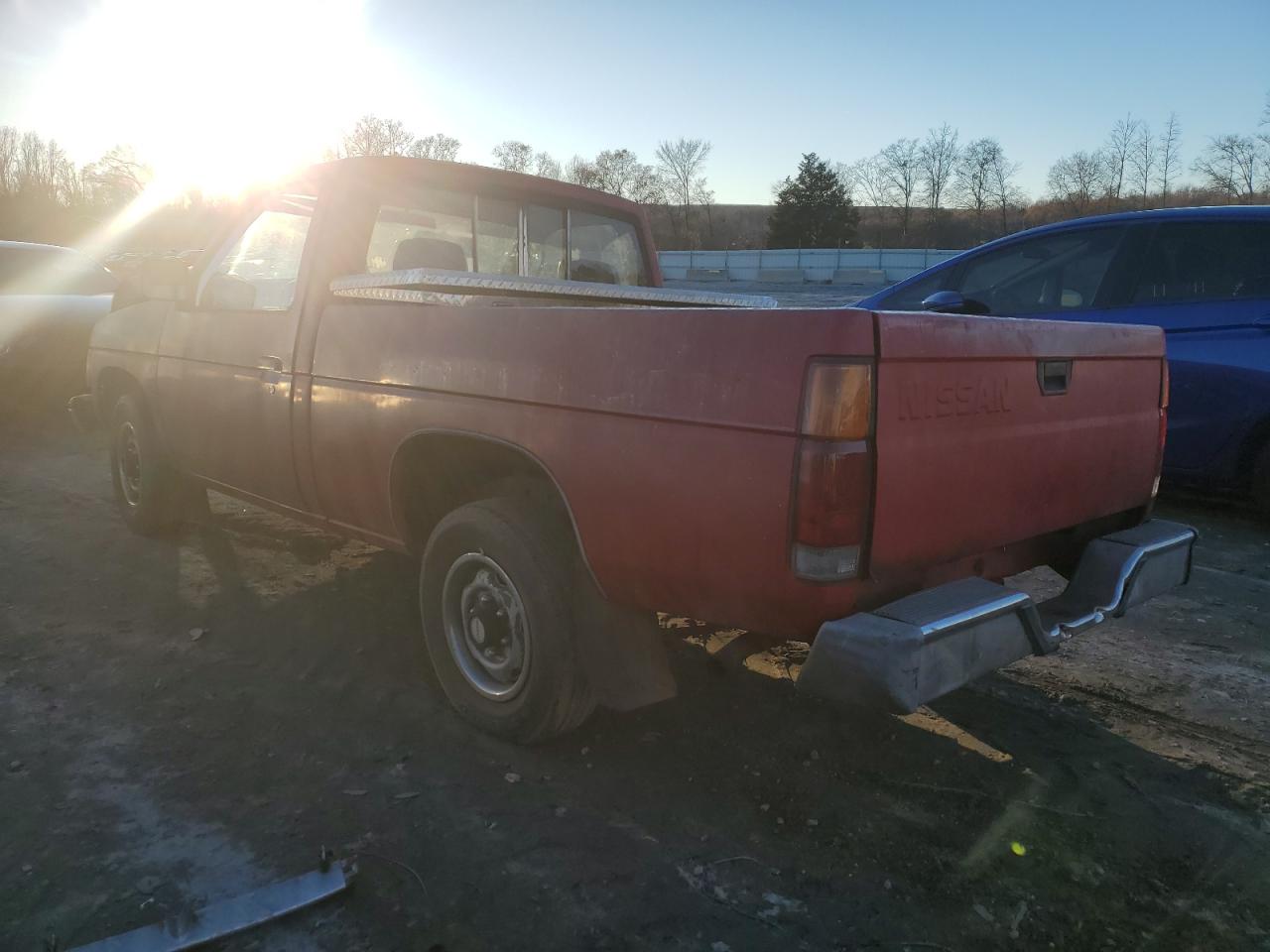 Obraz 2 z 1992 NISSAN TRUCK SHORT WHEELBASE 1992 z VIN 1N6SD11S1NC318747