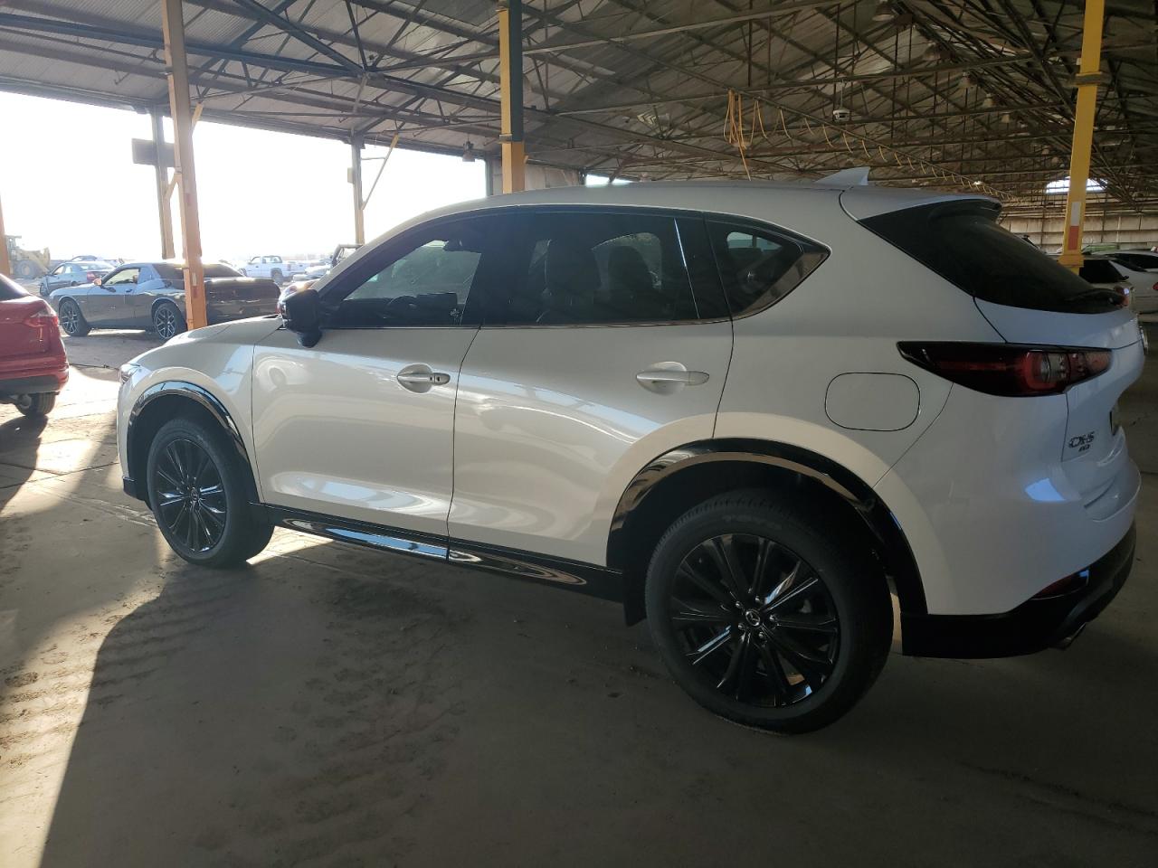 Obraz 2 z 2023 MAZDA CX-5  2023 z VIN JM3KFBAY3P0156185