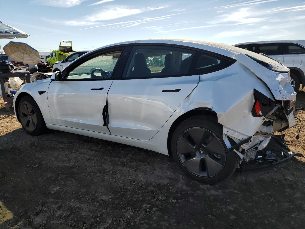 Изображение 2 2023 TESLA MODEL 3  2023 с VIN 5YJ3E1EA3PF580880