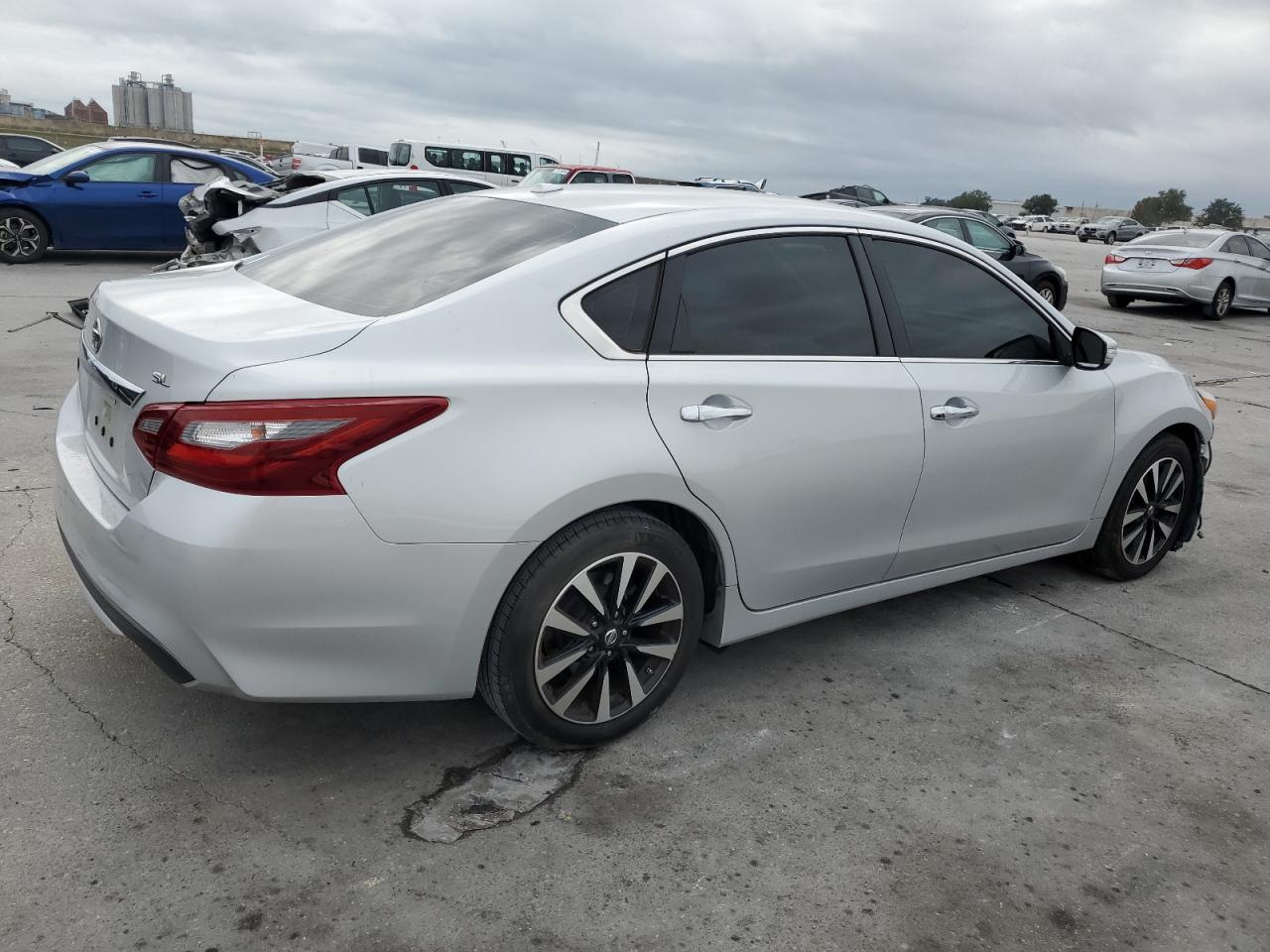 Image 3 of 2018 NISSAN ALTIMA 2.5 2018 with VIN 1N4AL3AP2JC167720