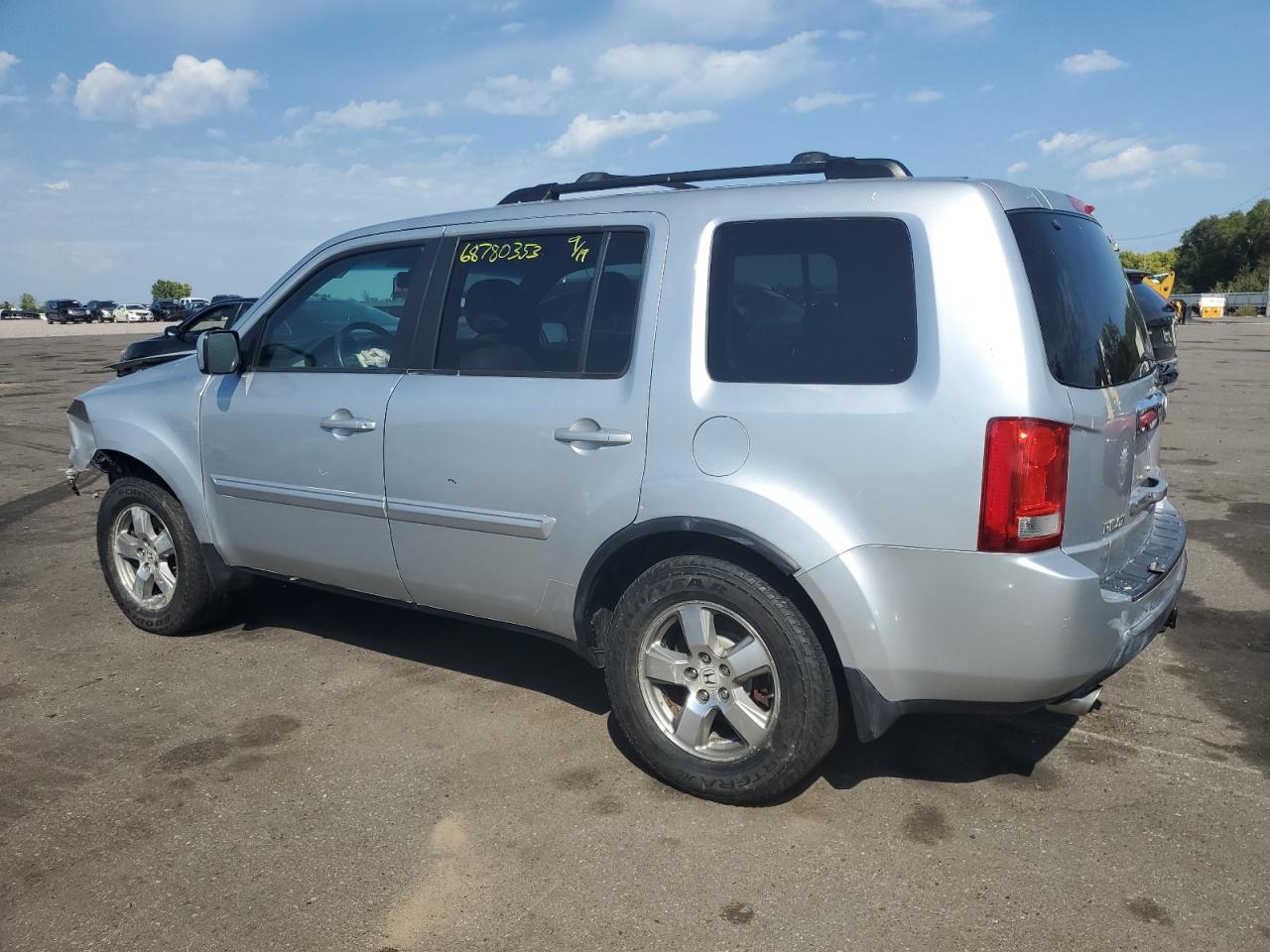 Image 2 of 2011 HONDA PILOT EXL 2011 with VIN 5FNYF4H50BB002358