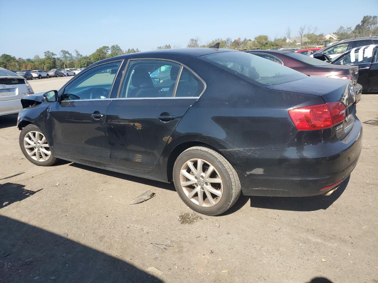 Image 2 of 2013 VOLKSWAGEN JETTA SE 2013 with VIN 3VWDP7AJ8DM251409