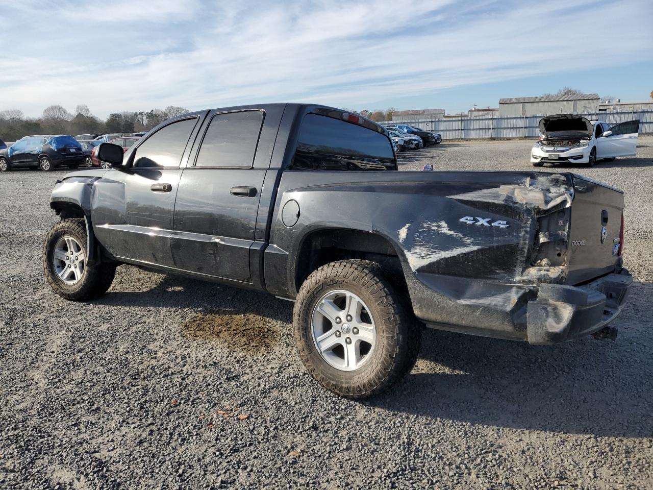 Image 2 of 2011 DODGE DAKOTA SLT 2011 with VIN 1D7RW3GK0BS577459