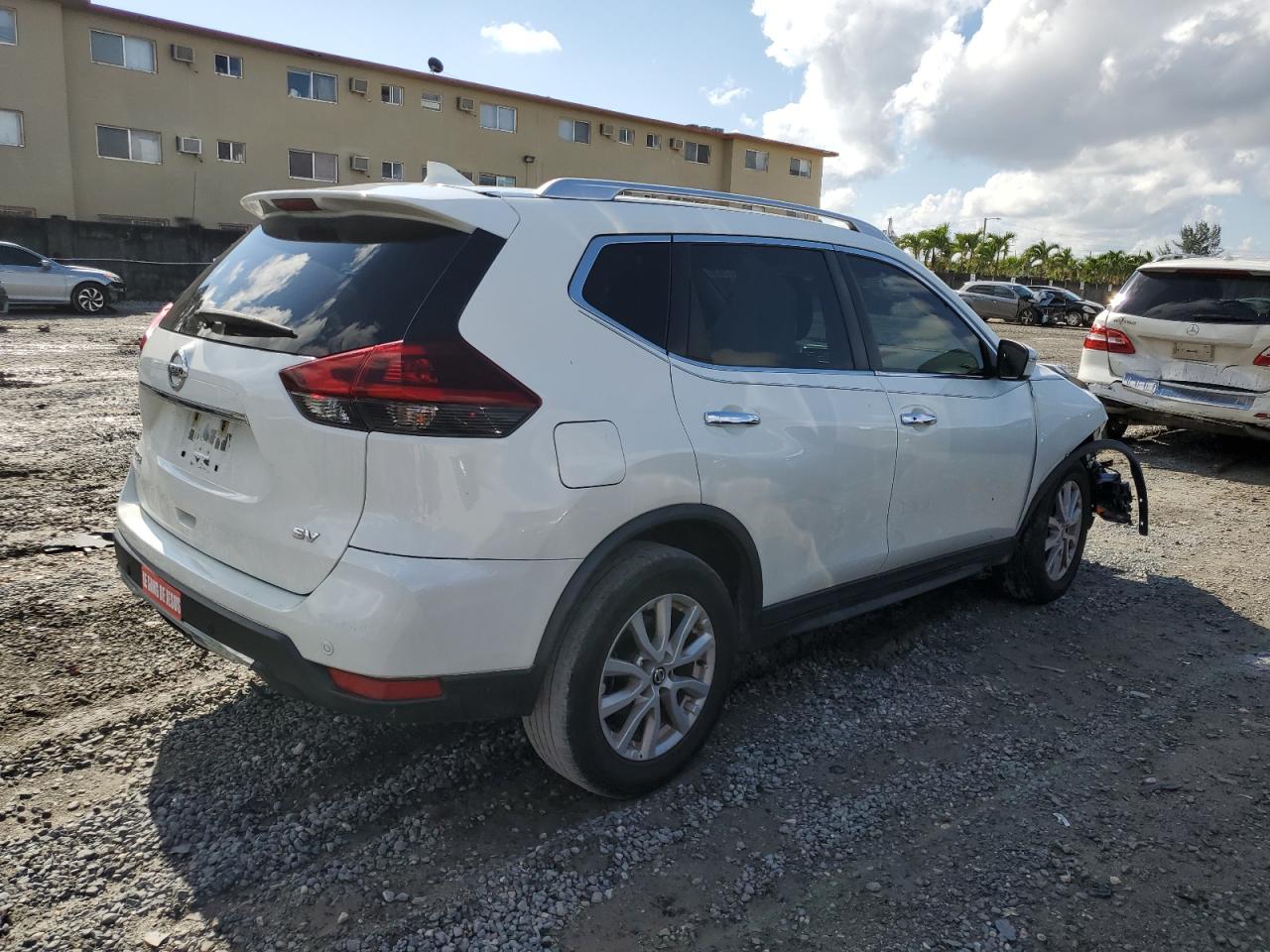 Image 3 of 2019 NISSAN ROGUE S 2019 with VIN KNMAT2MTXKP540042