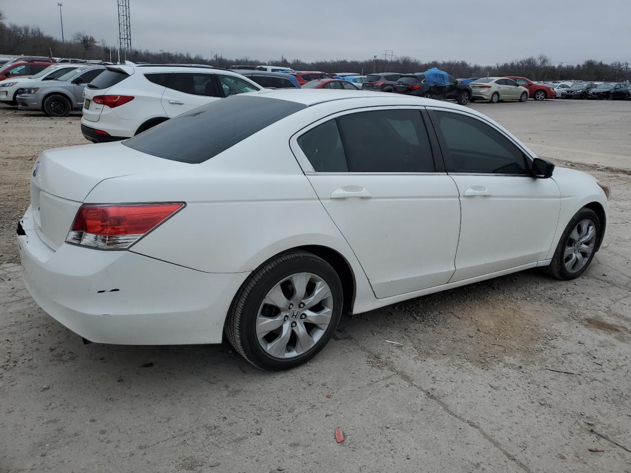 Image 3 of 2009 HONDA ACCORD EXL 2009 with VIN 1HGCP26879A064224