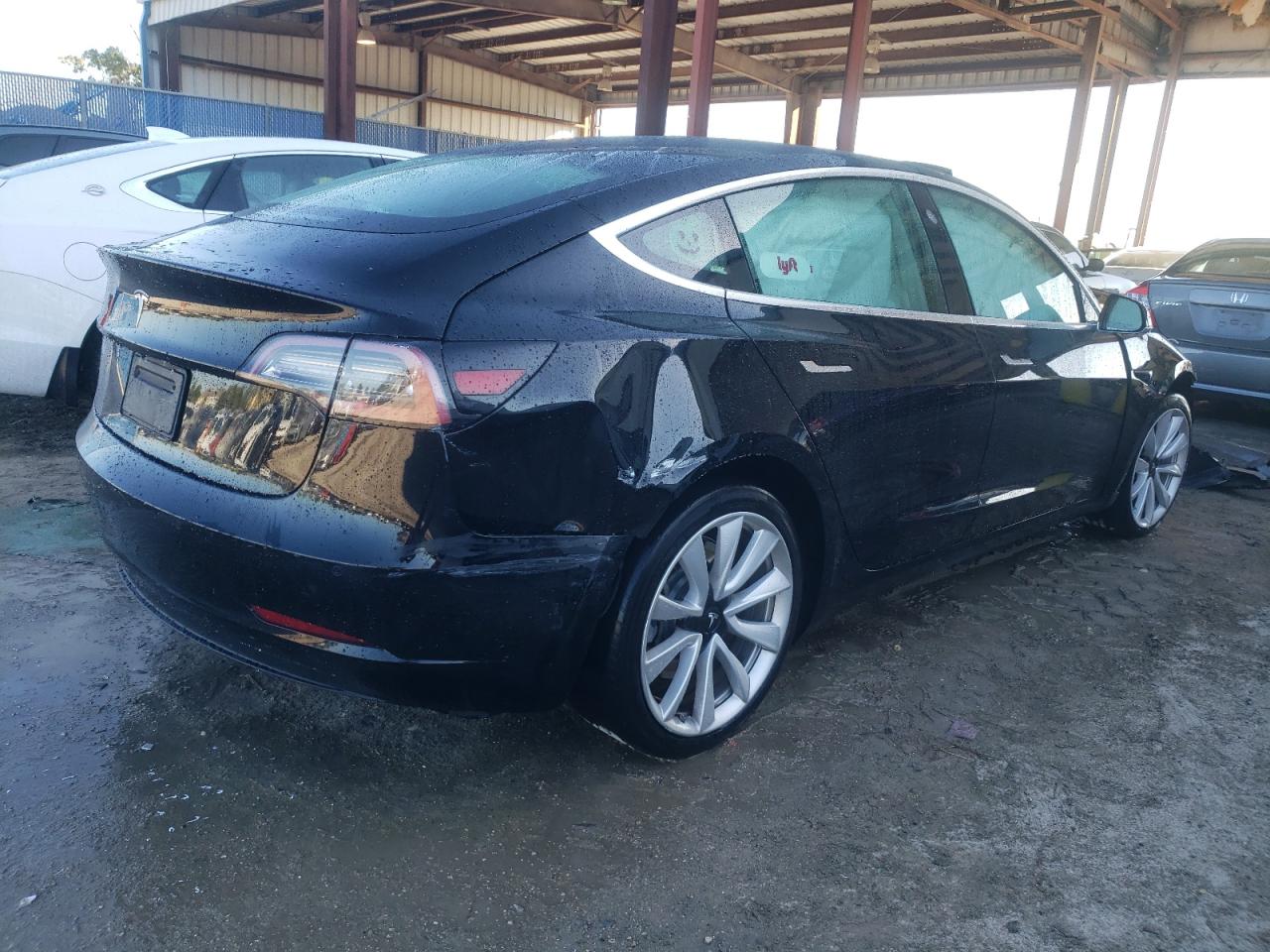 Obraz 3 z 2019 TESLA MODEL 3  2019 z VIN 5YJ3E1EA0KF416883
