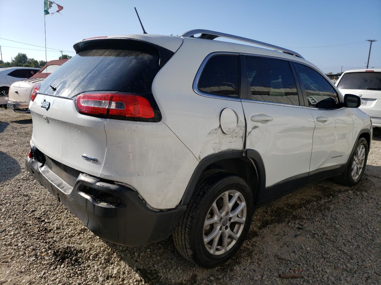 Изображение 3 2016 JEEP CHEROKEE LATITUDE 2016 с VIN 1C4PJLCB8GW288416
