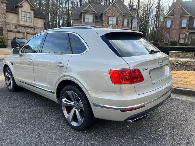 Obraz 3 z 2019 BENTLEY BENTAYGA  2019 z VIN SJAAM2ZV9KC026151