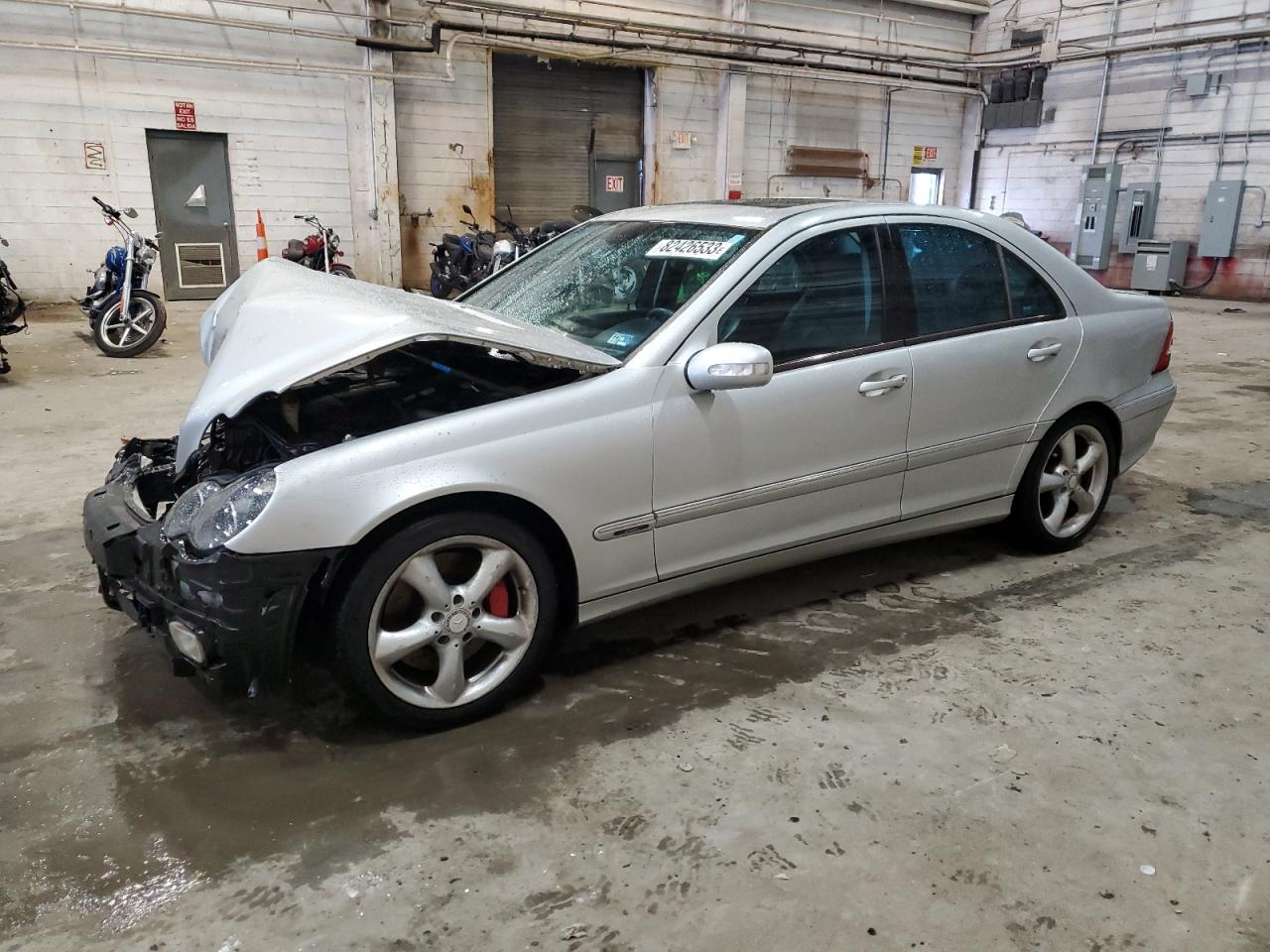 Image 1 of 2004 MERCEDES-BENZ C 230K SPORT SEDAN 2004 with VIN WDBRF40J64A640430