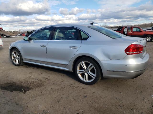 Изображение 2 2013 VOLKSWAGEN PASSAT SEL 2013 с VIN 1VWCM7A37DC090641