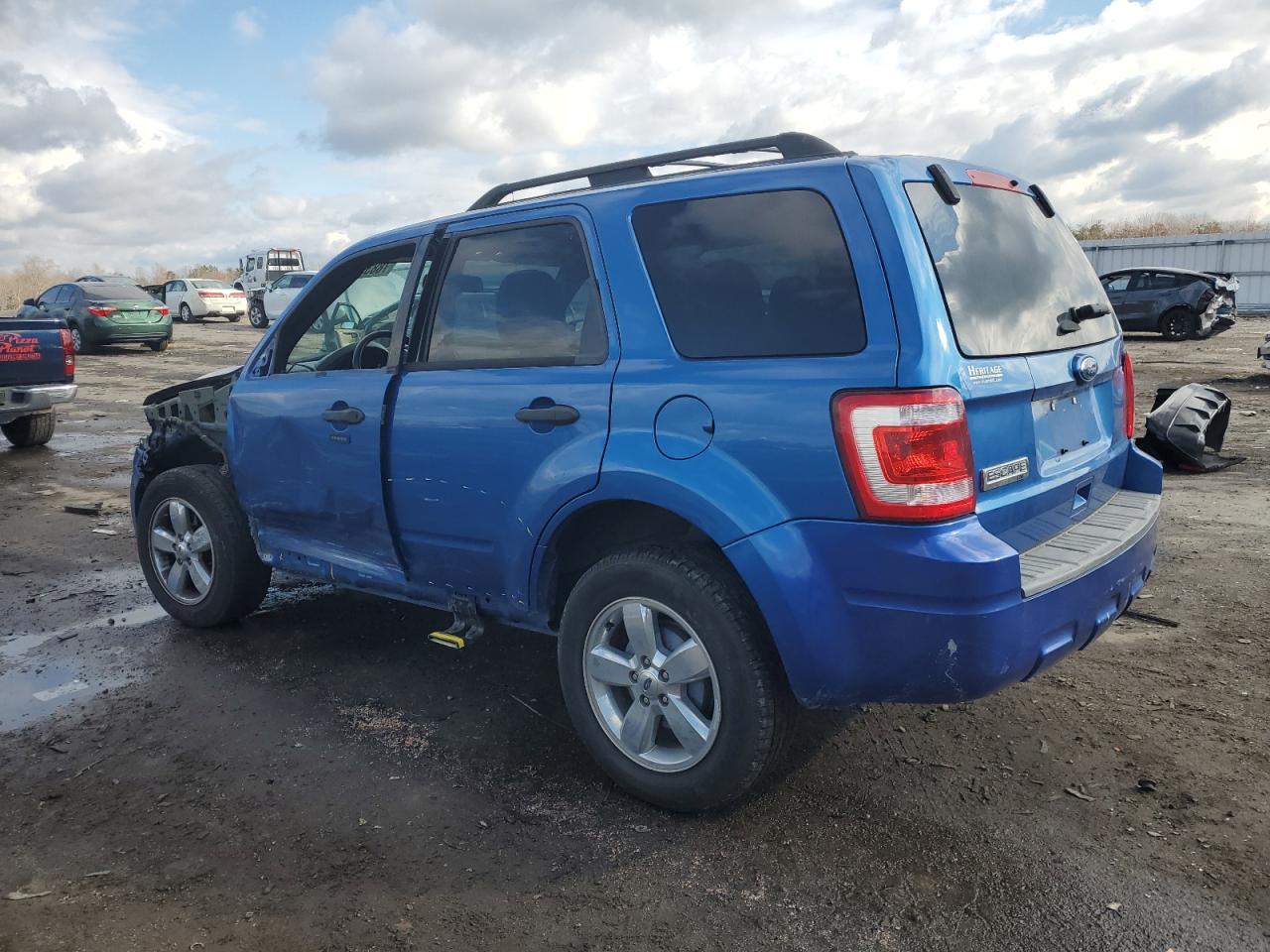 Obraz 2 z 2011 FORD ESCAPE XLT 2011 z VIN 1FMCU0D77BKB70707