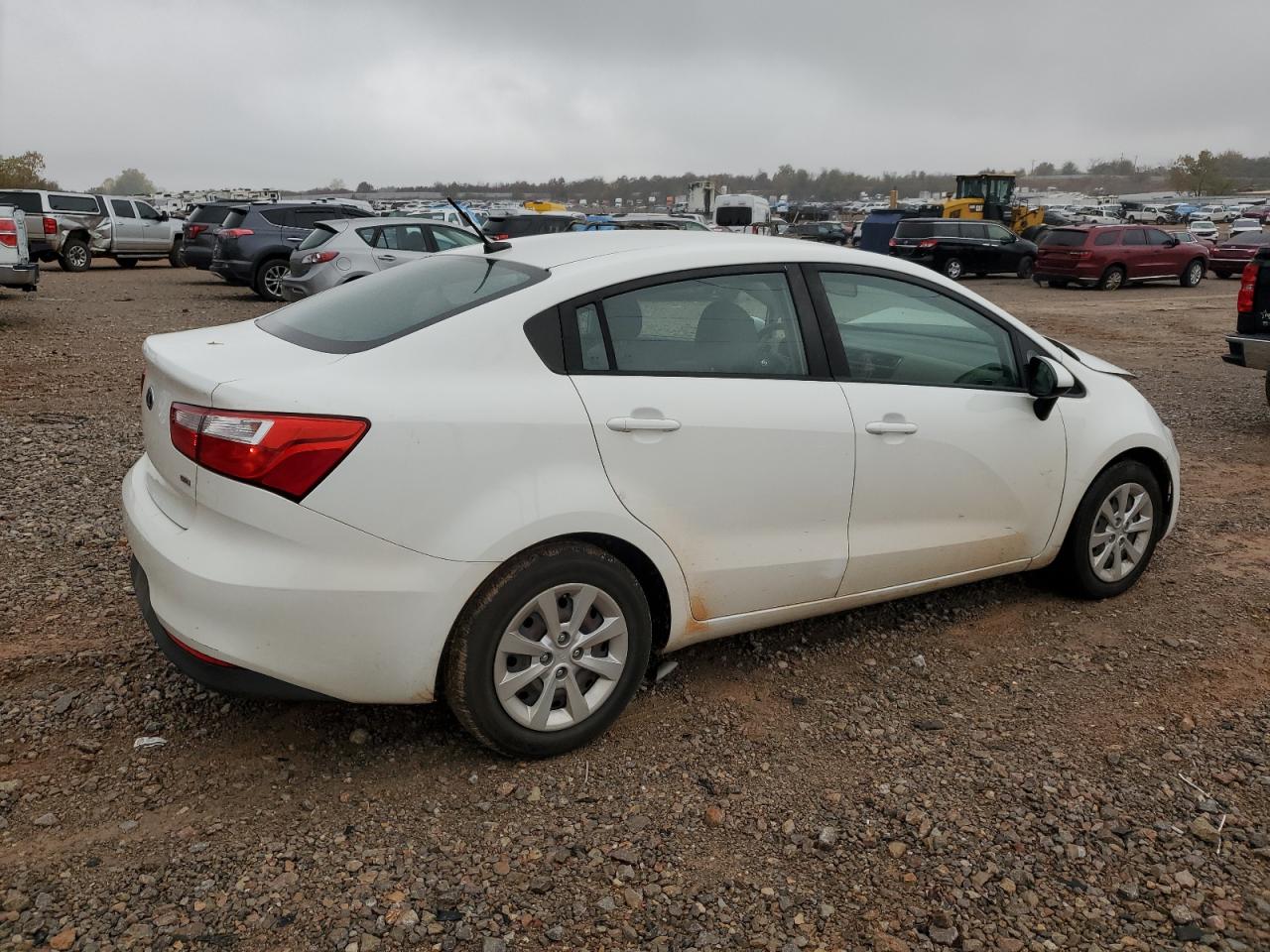 Image 3 of 2016 KIA RIO LX 2016 with VIN KNADM4A3XG6693573