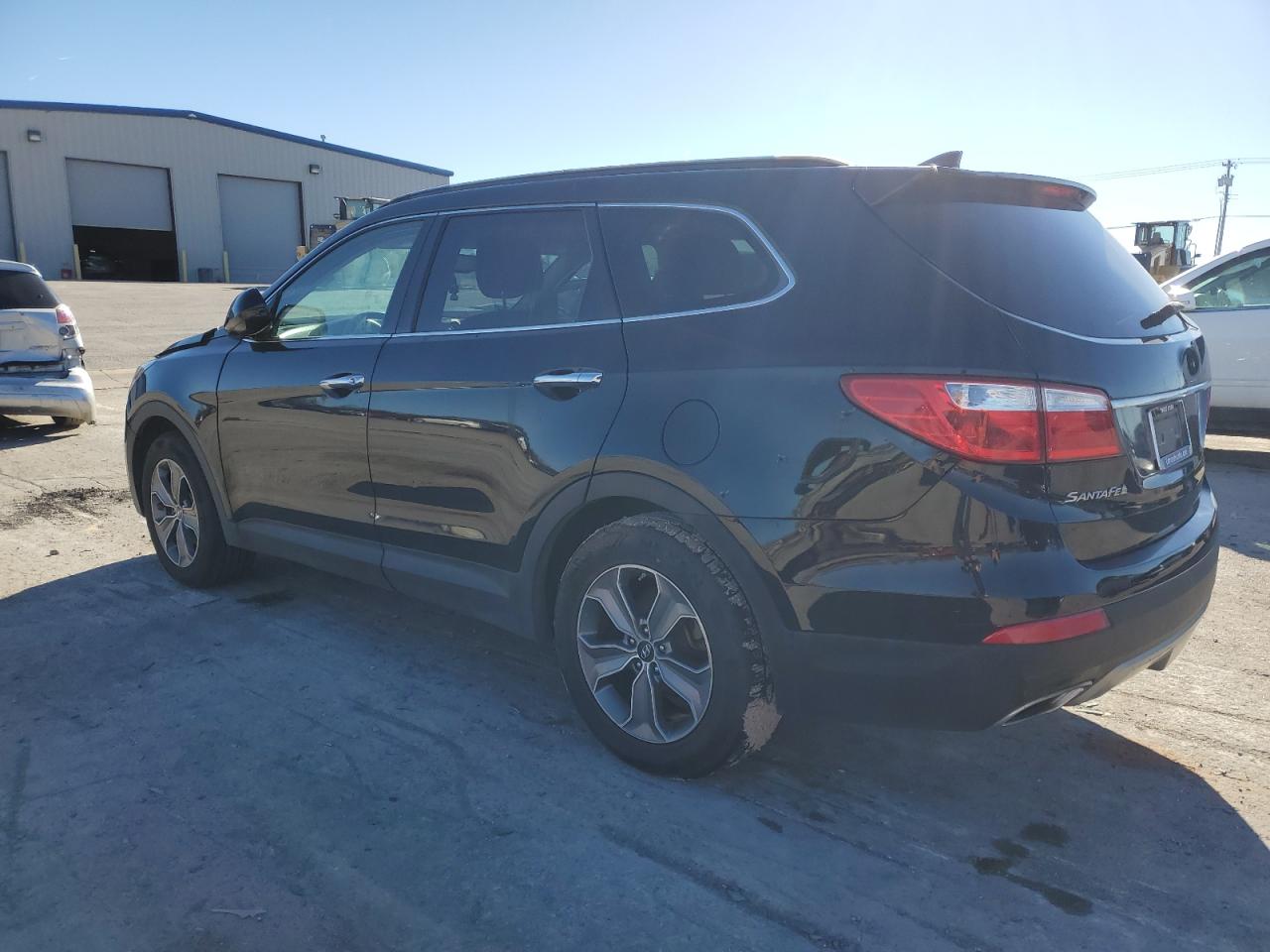 Изображение 2 2016 HYUNDAI SANTA FE SE 2016 с VIN KM8SMDHF6GU154658