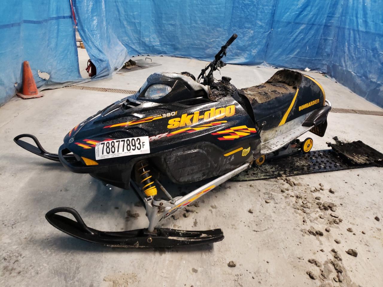 Obraz 2 z 2004 SKI BOMBADERE 2004 z VIN 2BPS291414V000455