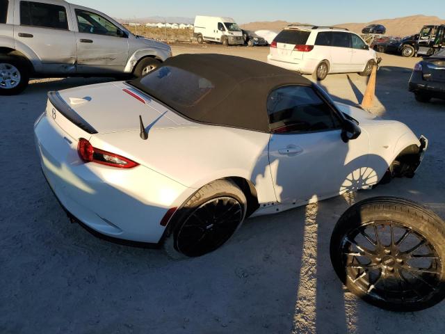 Image 3 of 2023 MAZDA MX-5 MIATA CLUB 2023 with VIN JM1NDAC73P0552160
