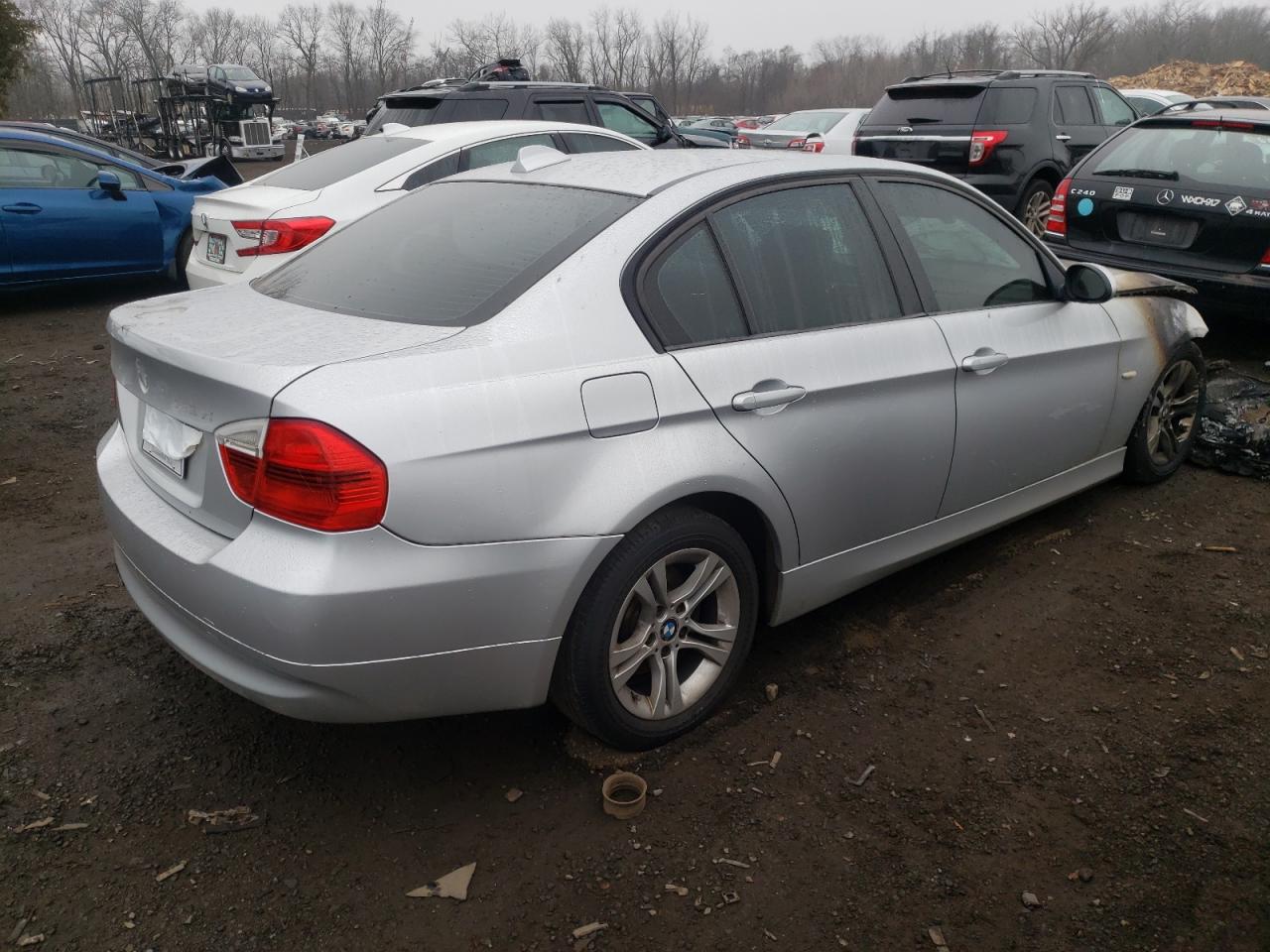 Image 3 of 2008 BMW 328 XI 2008 with VIN WBAVC93588K042194