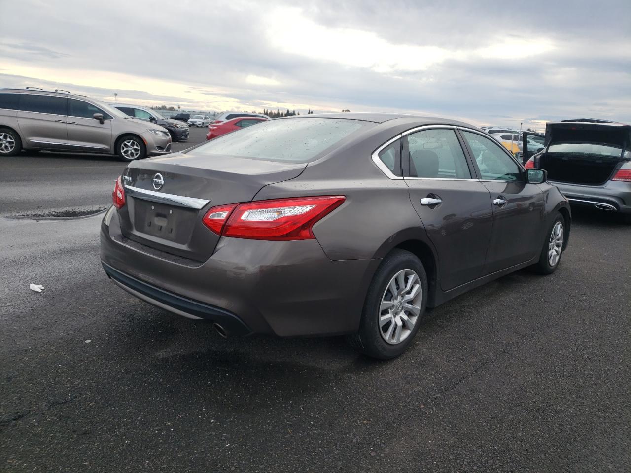 Image 3 of 2017 NISSAN ALTIMA 2.5 2017 with VIN 1N4AL3AP9HN318194